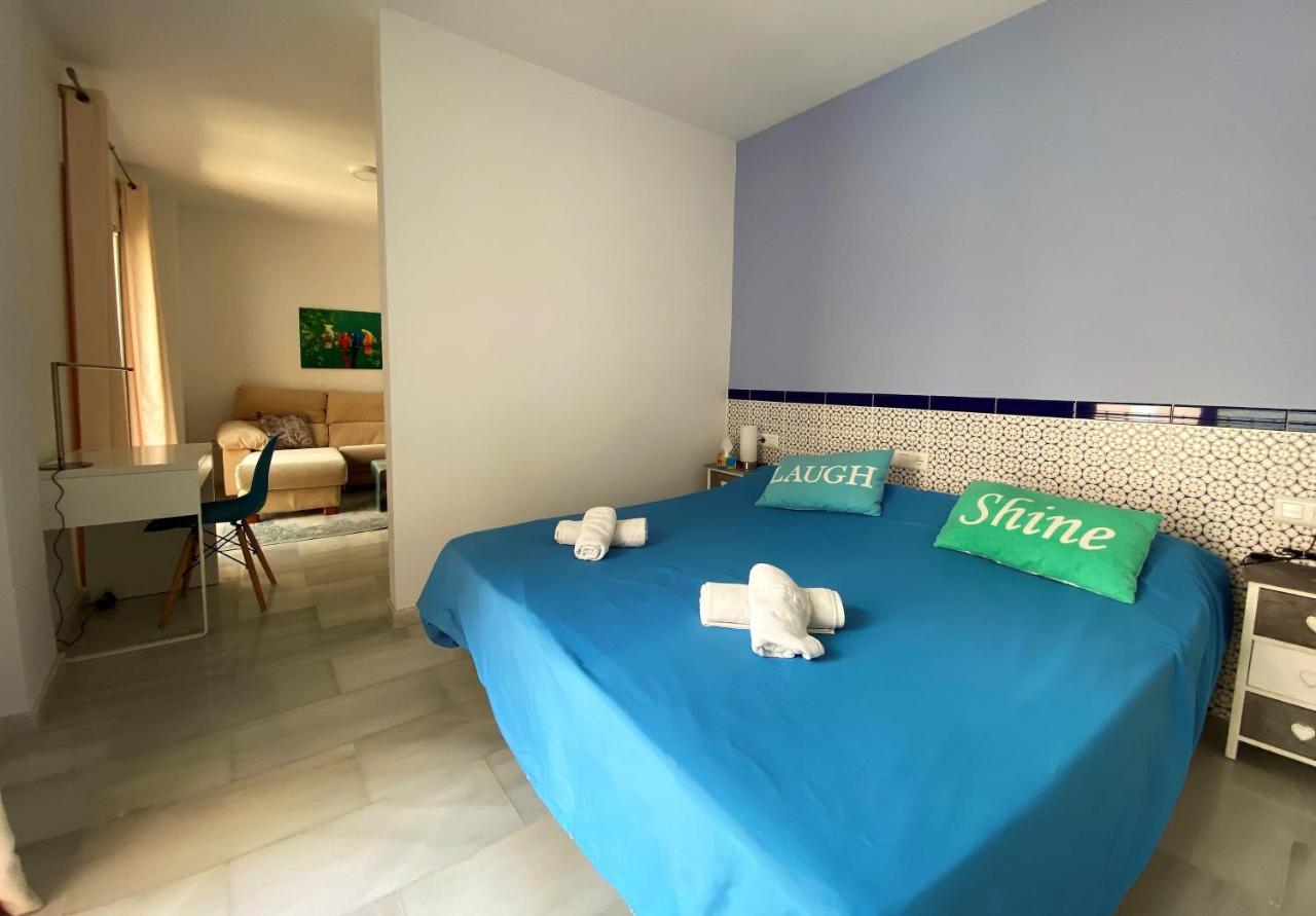 Club Costa Nerja Apartment Bagian luar foto