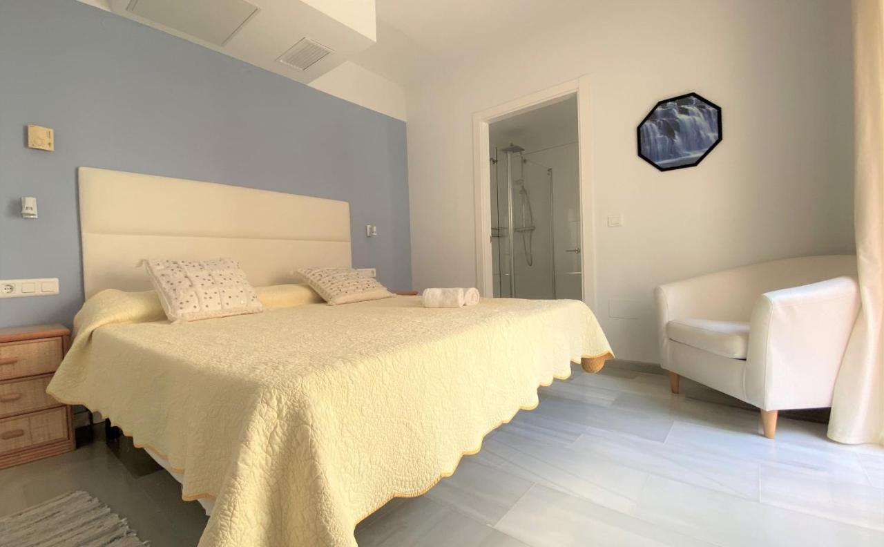 Club Costa Nerja Apartment Bagian luar foto