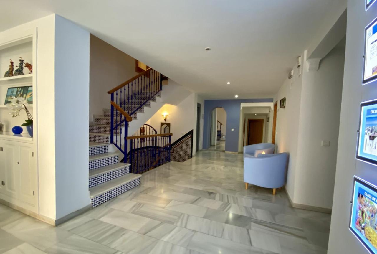 Club Costa Nerja Apartment Bagian luar foto