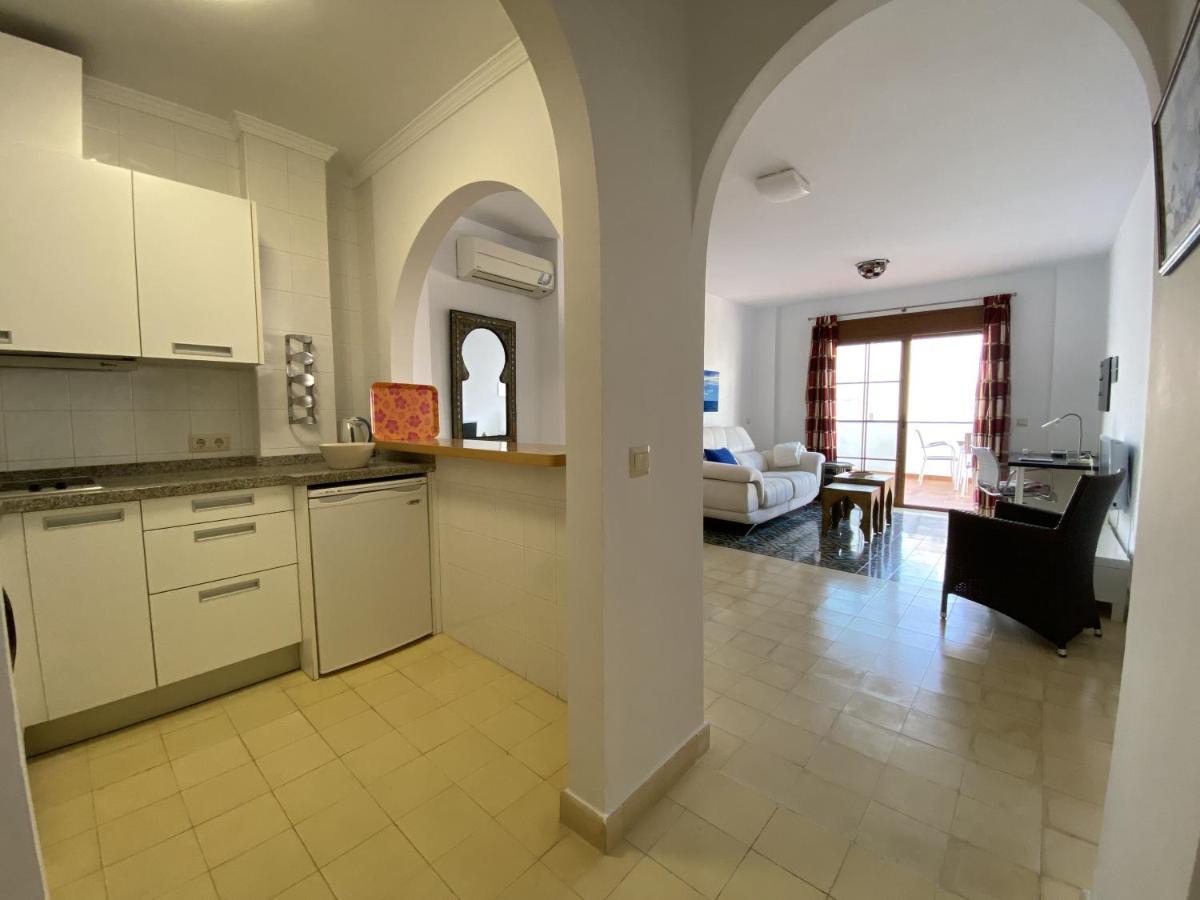 Club Costa Nerja Apartment Bagian luar foto