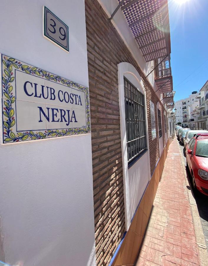 Club Costa Nerja Apartment Bagian luar foto